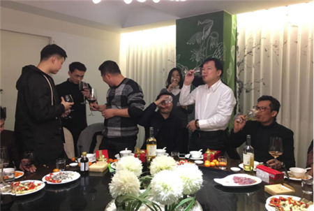 歲末狂歡！2018 IDAC彥翔設(shè)計(jì)迎新答謝年會(huì)  